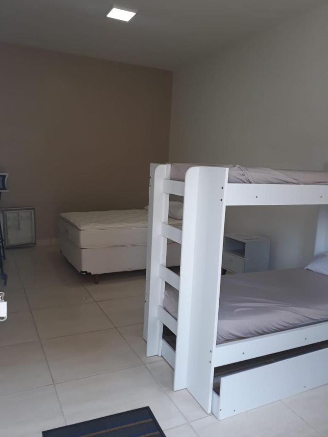 Casa de hóspedes Suites - Itagua